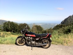 CB 900 1.jpg